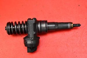 Volkswagen Polo IV 9N3 Injecteur de carburant 038130080X