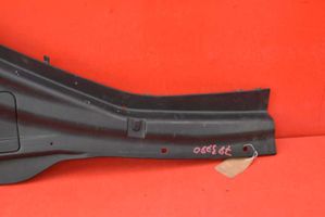 Nissan Murano Z50 Rivestimento del tergicristallo 66862-CA000