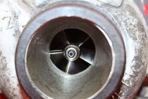 Saab 9-3 Ver2 Cześć układu próżniowego turbosprężarki 55205474