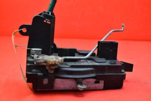 Opel Astra H Front door lock 13210748