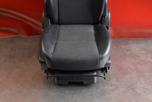 Chevrolet Captiva Seat set 