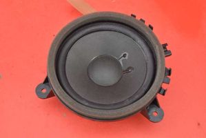 Volvo V60 Subwoofer speaker 30657445