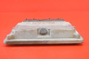 Opel Zafira A Komputer / Sterownik ECU silnika 0281010021