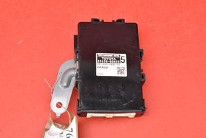 Toyota Yaris Unité de commande, module ECU de moteur 89690-0D050