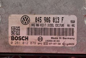 Volkswagen Polo IV 9N3 Motora vadības bloka ECU 045906013F