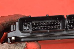 Mazda 6 Komputer / Sterownik ECU silnika 275800-8105