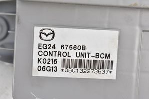 Mazda CX-7 Unité de commande, module ECU de moteur EG2467560B