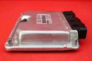 Audi A4 S4 B5 8D Galios (ECU) modulis 038906019BR