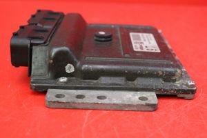 Nissan Micra Komputer / Sterownik ECU silnika MEC37-390