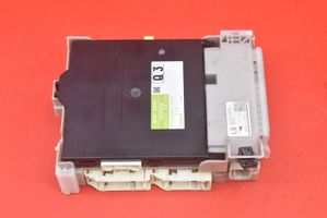 Toyota Yaris Komputer / Sterownik ECU silnika 82730-52F80