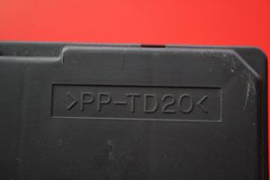 Mitsubishi Lancer VIII Komputer / Sterownik ECU silnika 7820A337