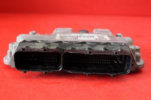 Toyota Corolla E140 E150 Unité de commande, module ECU de moteur 89661-02E90