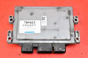 Renault Thalia I Unité de commande, module ECU de moteur 8200672654