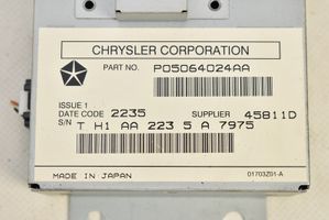 Chrysler 300 - 300C Moottorin ohjainlaite/moduuli (käytetyt) P05064024AA