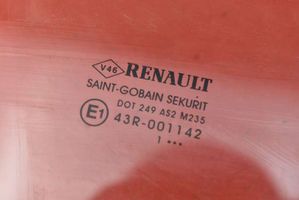 Renault Megane III Vetro del finestrino della portiera anteriore - quattro porte RENAULT