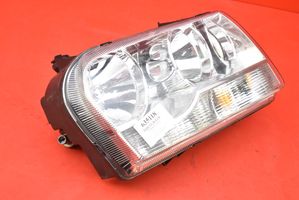 Chrysler 300 - 300C Lampa przednia 0000000