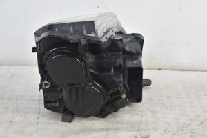 Renault Vel Satis Lampa przednia 8200051267