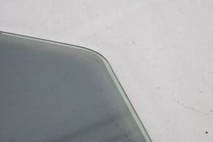 Mercedes-Benz Vaneo W414 Etuoven ikkunalasi, neliovinen malli 