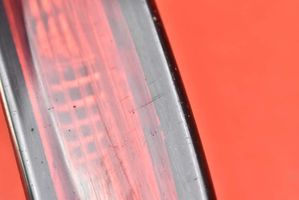 Toyota Corolla Verso E121 Wewnętrzna lampka bagażnika 020002