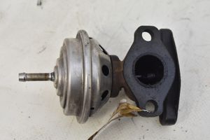 Audi A4 S4 B5 8D Valvola EGR 028131501E