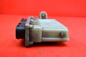 Opel Astra H Relay mounting block 24456733