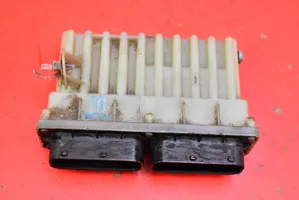 Opel Astra H Relay mounting block 24456733