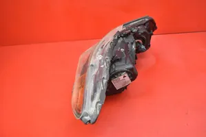 Honda Accord Lampa przednia P5731