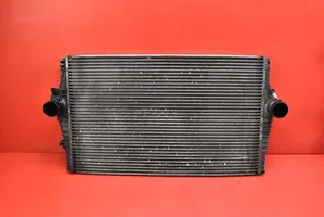 Volvo V70 Chłodnica powietrza doładowującego / Intercooler 30748809