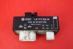 Volkswagen Polo IV 9N3 Boîte à fusibles relais 1J0919506M