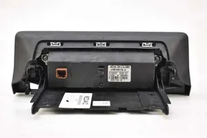 Toyota Proace Unité principale radio / CD / DVD / GPS 9818777780