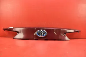 Toyota Auris E180 Rekisterikilven valo 76811-02830