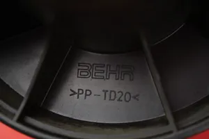 Peugeot 206 CC Lämmittimen puhallin 6424501