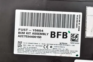 Ford Mondeo MK I Skrzynka bezpieczników / Komplet FU5T-15604-BFC