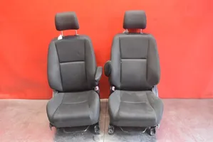 Toyota Corolla Verso E121 Sėdynių komplektas 