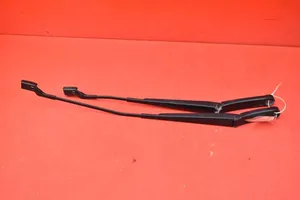 Volkswagen PASSAT CC Braccio della spazzola tergicristallo anteriore 3C8955409