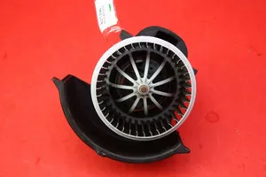 Volkswagen Touareg I Heater fan/blower 7L0820021