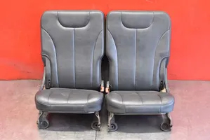 Chrysler Pacifica Seat set CHRYSLER