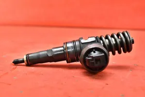 Volkswagen Bora Injecteur de carburant 038130073AL