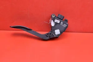 Nissan Juke I F15 Accelerator throttle pedal 180021KM0B