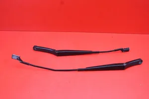 Skoda Rapid (NH) Front wiper blade arm 5JB955410