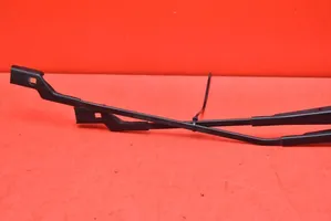 Volkswagen Polo IV 9N3 Front wiper blade arm VOLKSWAGEN