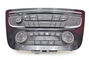 Peugeot 508 RXH Unité principale radio / CD / DVD / GPS 9800247580