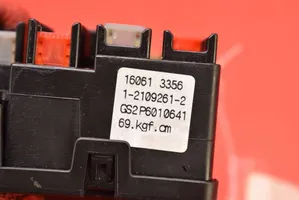 Opel Mokka X Fuse box set 1-2109261-2