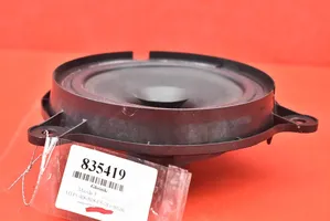 Mazda 3 II Subwoofer-bassokaiutin BHP166960