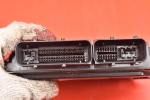 Mazda 6 Komputer / Sterownik ECU silnika RF8G18881D