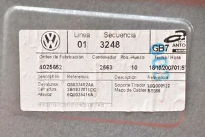 Volkswagen Polo IV 9N3 Regulador de puerta delantera con motor 6Q3837756A