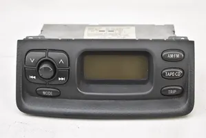 Toyota Yaris Verso Unité principale radio / CD / DVD / GPS 86120-52260