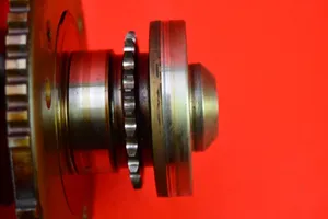 Volkswagen PASSAT B6 Crankshaft 071105189D