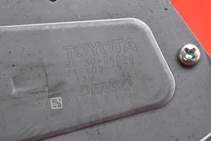 Toyota Avensis T270 Takalasinpyyhkimen moottori 8513005060