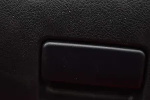 Toyota Yaris Schowek deski rozdzielczej 55550-0D150